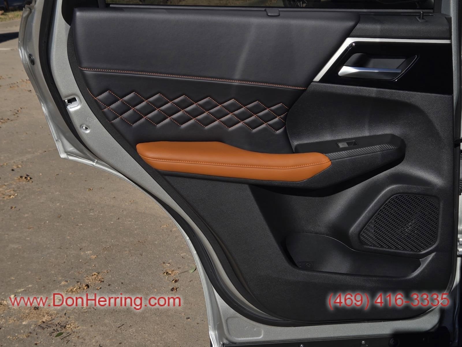 2025 Mitsubishi OULT PHEV SEL AWC OULT PHEV SEL AWC