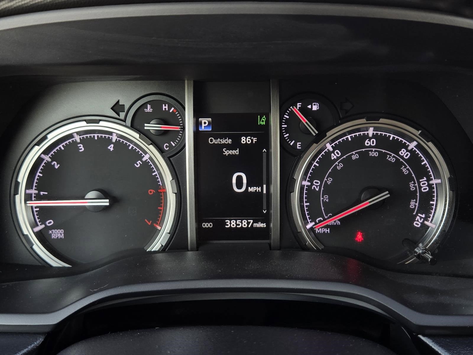 2024 Toyota 4Runner TRD Off Road