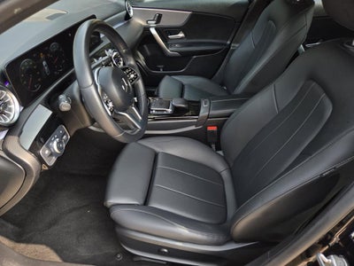 2022 Mercedes-Benz A-Class A220