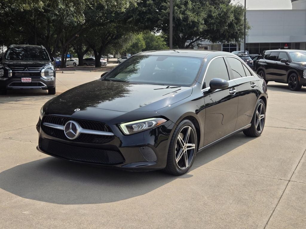 2022 Mercedes-Benz A-Class A220
